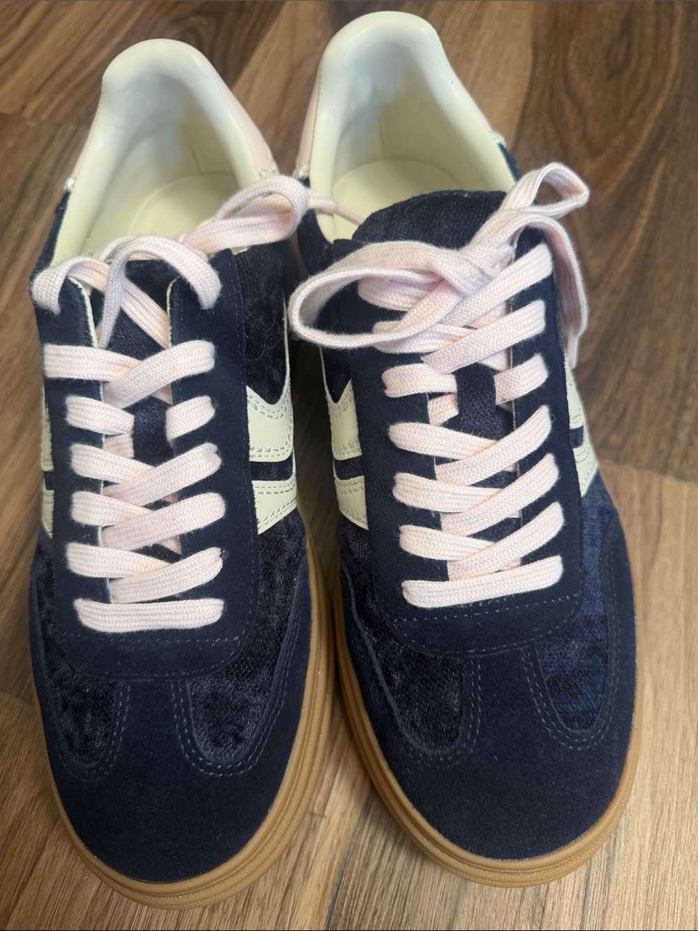 Women’s Navy Suede Lace-Up Sneakers with Pink Laces